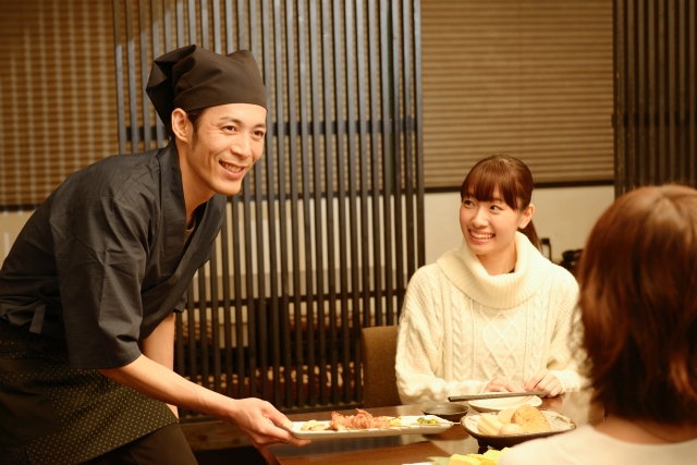 全国展開の居酒屋チェーン／店長候補　転勤なし＆年収400万円以上も！